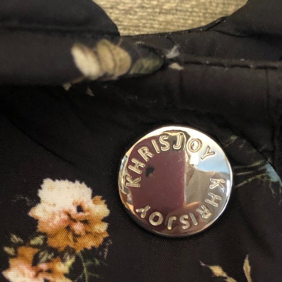 AUTHENTIC Elegant KHRISJOY Quilted Puffed Jacket: Size L - Picture 6 of 16